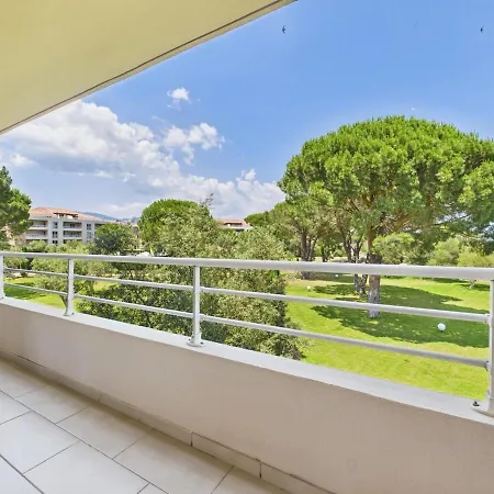 Salina-bay C18, 2 Bedroom 아파트