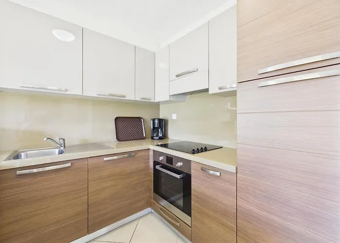 Salina-bay C18, 2 Bedroom Apartment